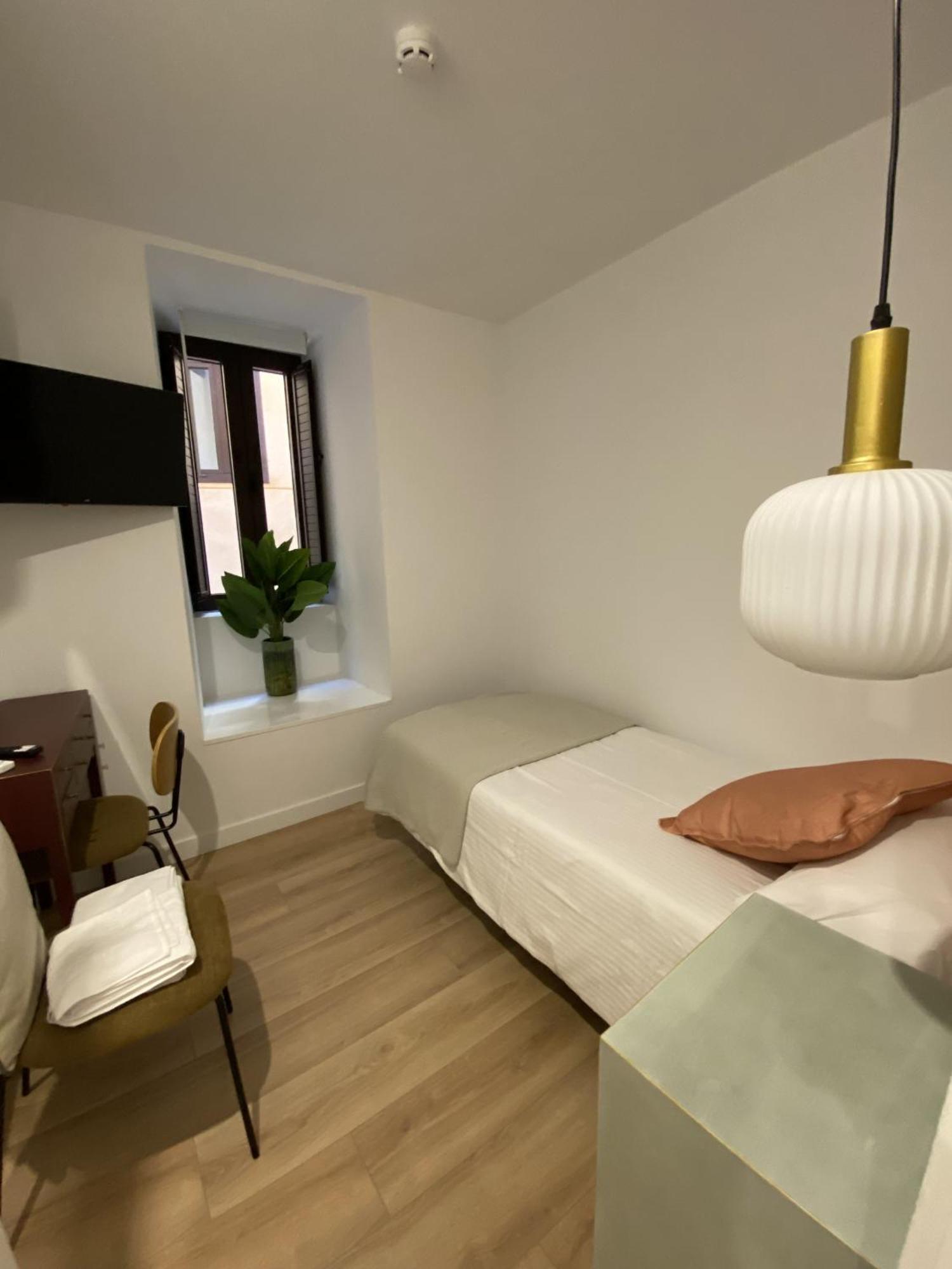 Apartamentos Penalara Segovia Kültér fotó